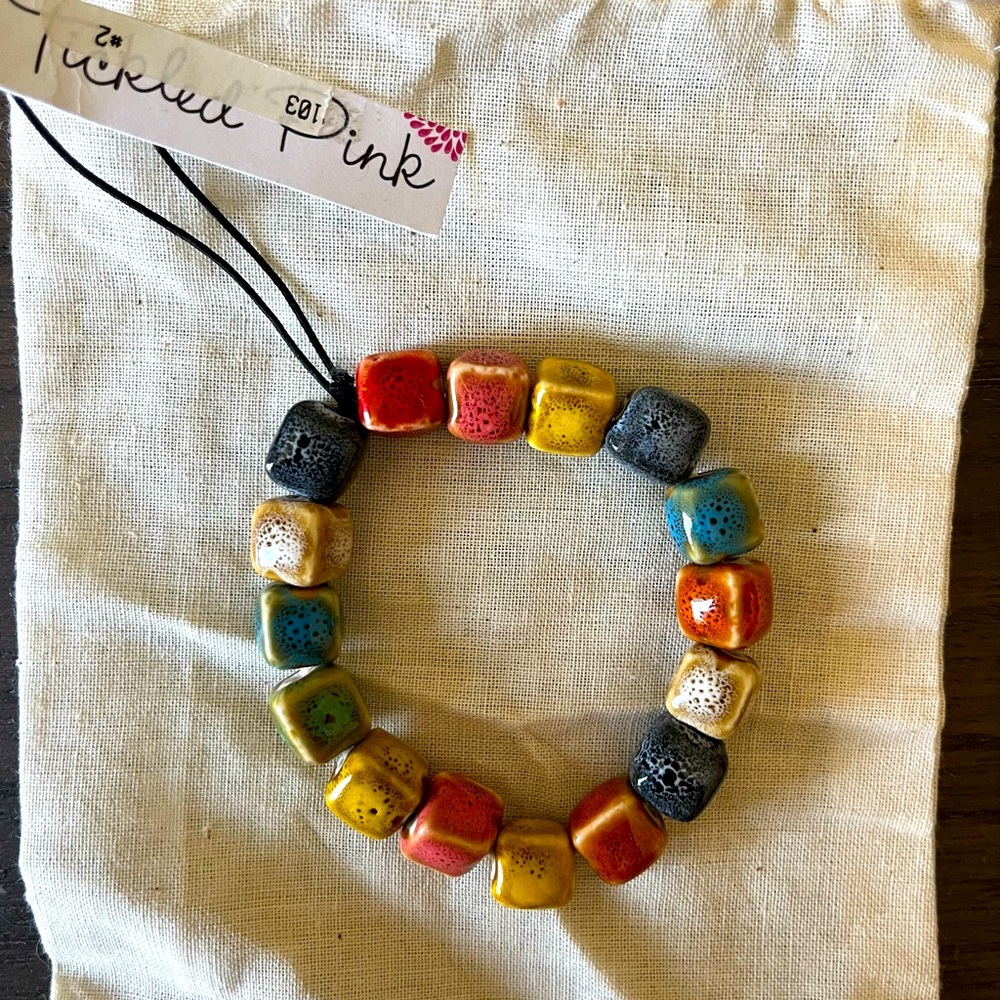 NWT beautiful multicolor clay bracelet
